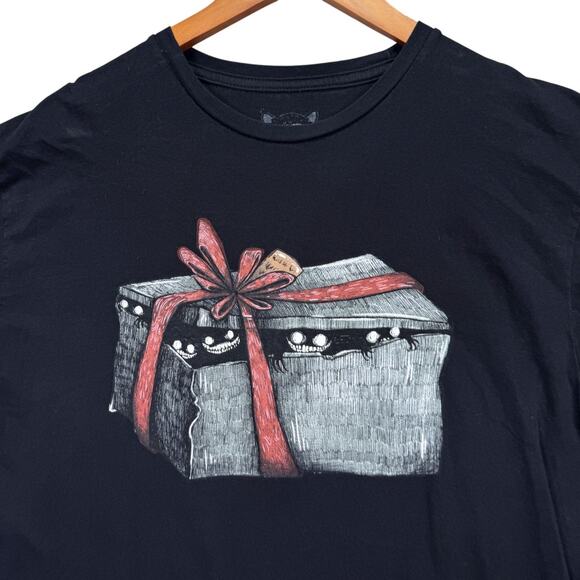 Stephanie Bayles Monsters Present Tee Horror T shirt Guild of Calamity 21 sz L - Picture 3 of 4